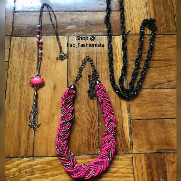 Necklace bundle - Picture 3 of 16